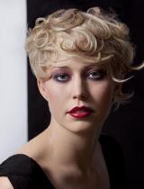 strihy pre krátke kučeravé vlasy